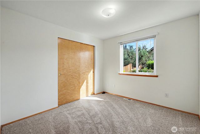 17644 SE 268th Place, Covington, WA 98042
