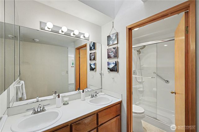 17644 SE 268th Place, Covington, WA 98042