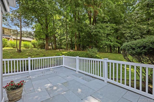 159 Heritage Hills B, Somers, NY 10589