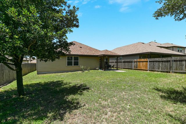 536 Dragon Ridge RD, Buda, TX 78610