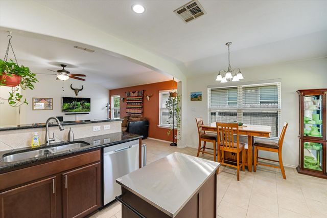 536 Dragon Ridge RD, Buda, TX 78610