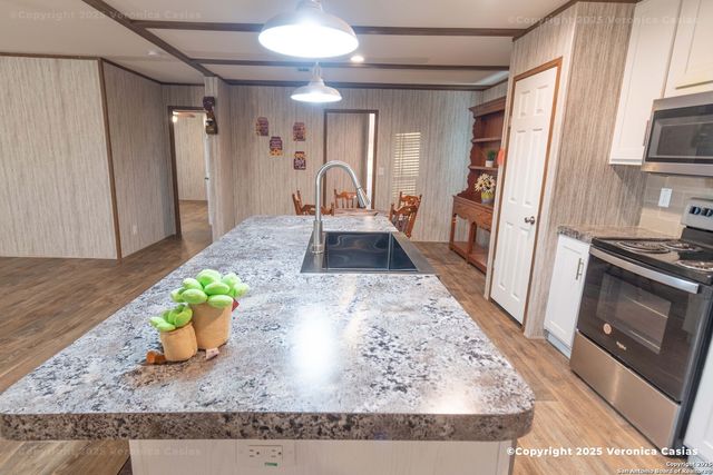 336 County Rd 6846, Lytle, TX 78052