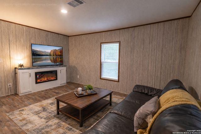 336 County Rd 6846, Lytle, TX 78052