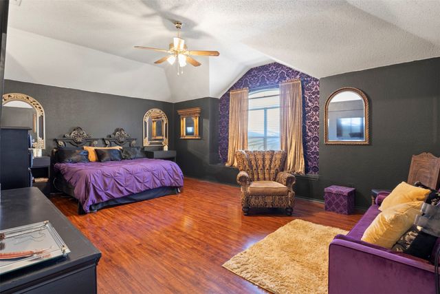 1428 Creekview Drive, Lewisville, TX 75067