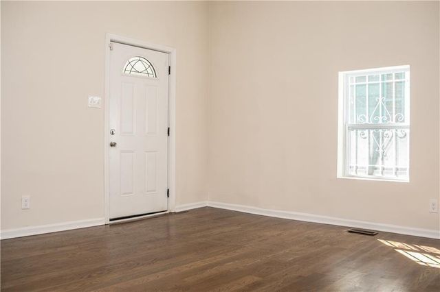 911 Smith SW Street, Atlanta, GA 30310