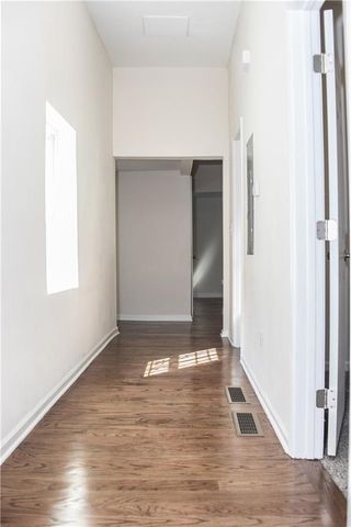 911 Smith SW Street, Atlanta, GA 30310