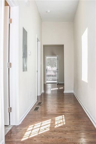 911 Smith SW Street, Atlanta, GA 30310