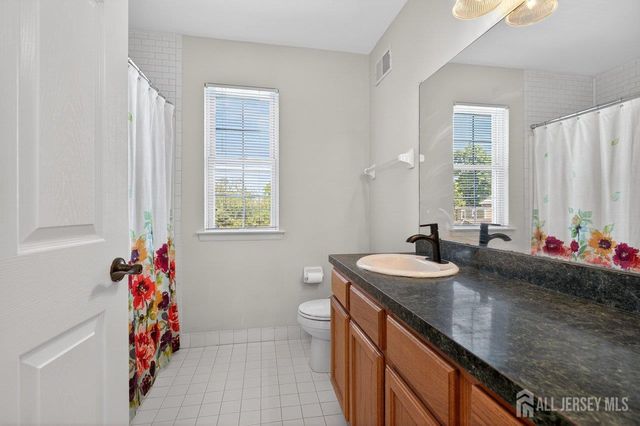 3 Emily Place, Hamilton, NJ 08690