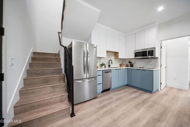 5623 Oso Avenue, Woodland Hills, CA 91367