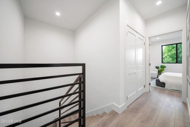 5623 Oso Avenue, Woodland Hills, CA 91367
