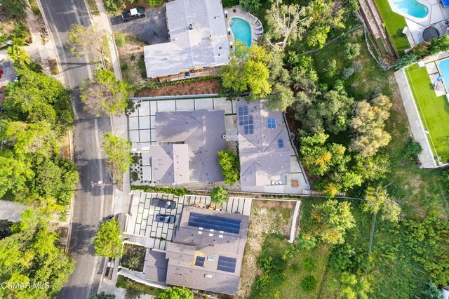 5623 Oso Avenue, Woodland Hills, CA 91367