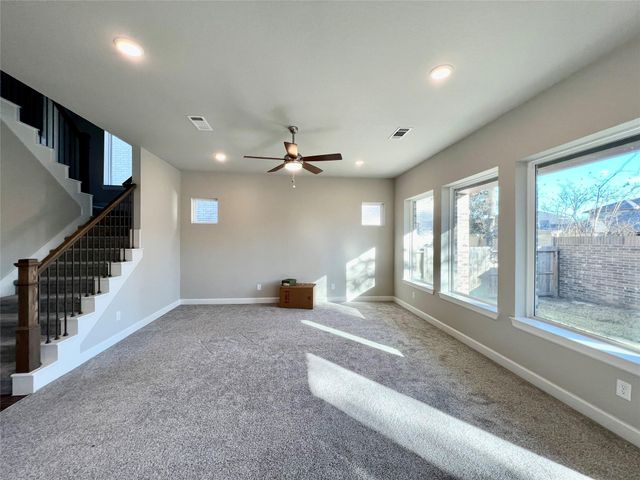 547 Kingston Lane, Shenandoah, TX 77384