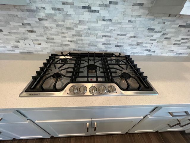 547 Kingston Lane, Shenandoah, TX 77384