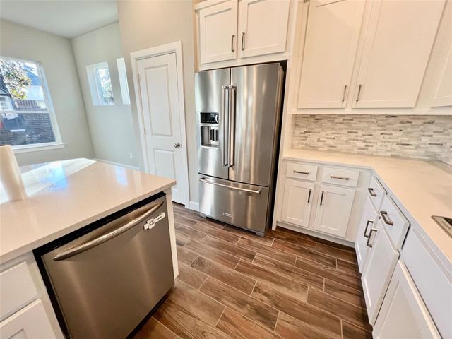 547 Kingston Lane, Shenandoah, TX 77384