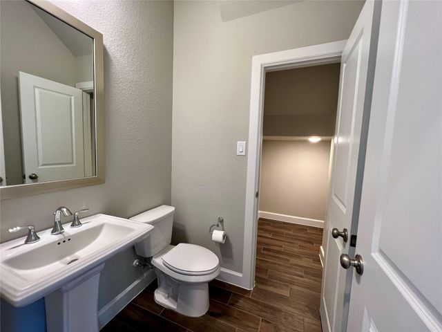 547 Kingston Lane, Shenandoah, TX 77384