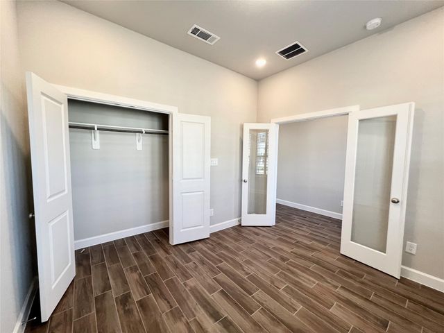 547 Kingston Lane, Shenandoah, TX 77384