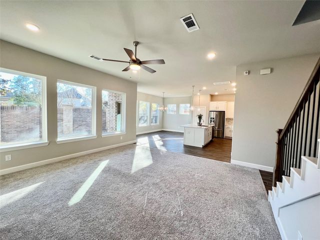 547 Kingston Lane, Shenandoah, TX 77384