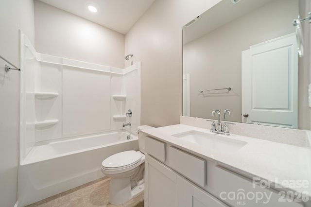 4124 Canopy Creek Drive, Denver, NC 28037