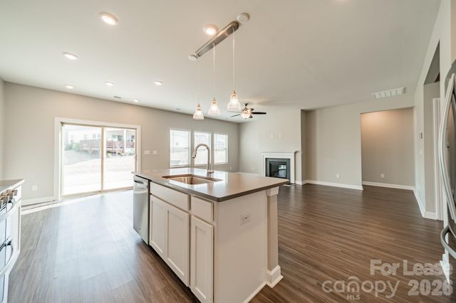 4124 Canopy Creek Drive, Denver, NC 28037