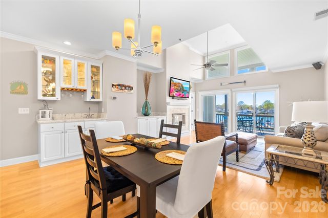 18700 Nautical Drive 303, Cornelius, NC 28031