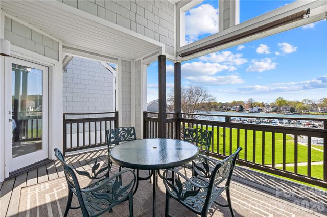 18700 Nautical Drive 303, Cornelius, NC 28031