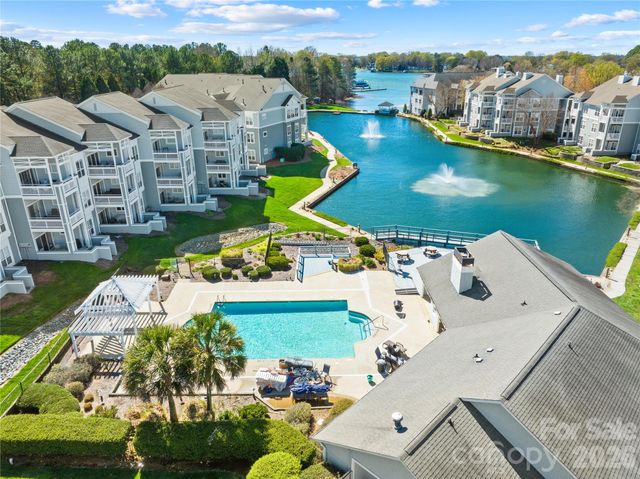 18700 Nautical Drive 303, Cornelius, NC 28031