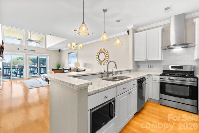 18700 Nautical Drive 303, Cornelius, NC 28031