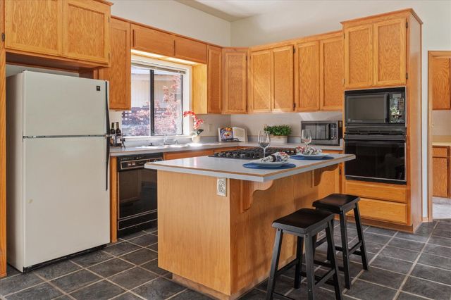 939 Fairway Ct, Murphys, CA 95247