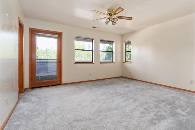 939 Fairway Ct, Murphys, CA 95247