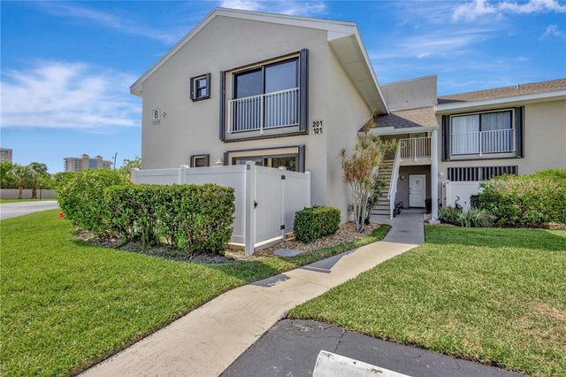 3209 S Lakeview Circle 8101, Fort Pierce, FL 34949
