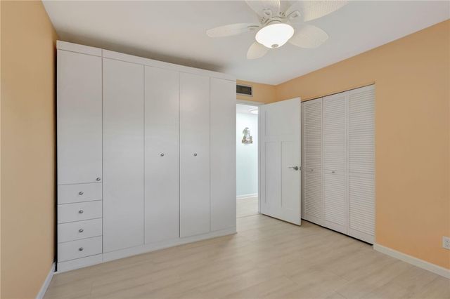 3209 S Lakeview Circle 8101, Fort Pierce, FL 34949