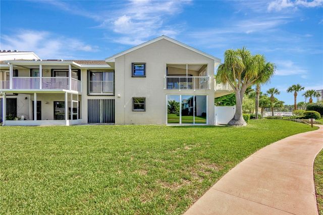 3209 S Lakeview Circle 8101, Fort Pierce, FL 34949