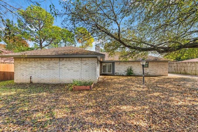 2211 Ascot Lane, Denton, TX 76209