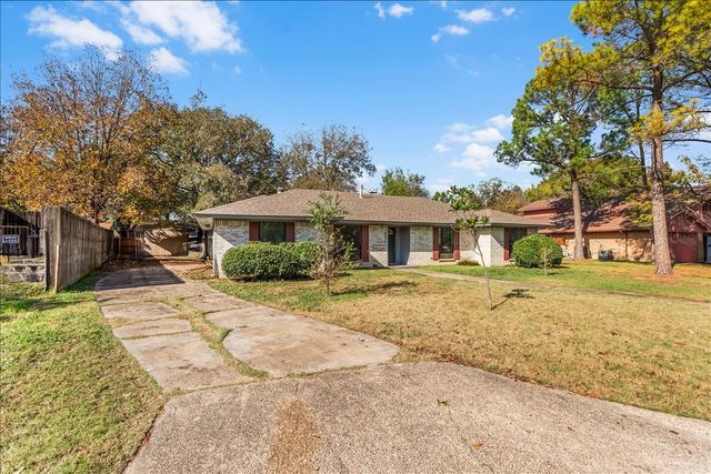 2211 Ascot Lane, Denton, TX 76209