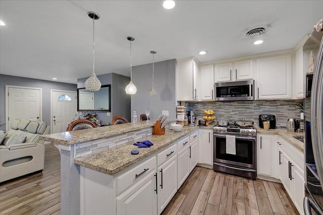 5270 Aspen Way, Olivehurst, CA 95961