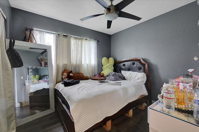 5270 Aspen Way, Olivehurst, CA 95961