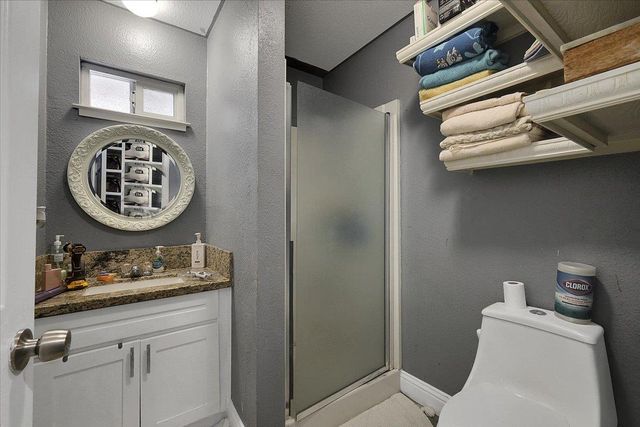 5270 Aspen Way, Olivehurst, CA 95961