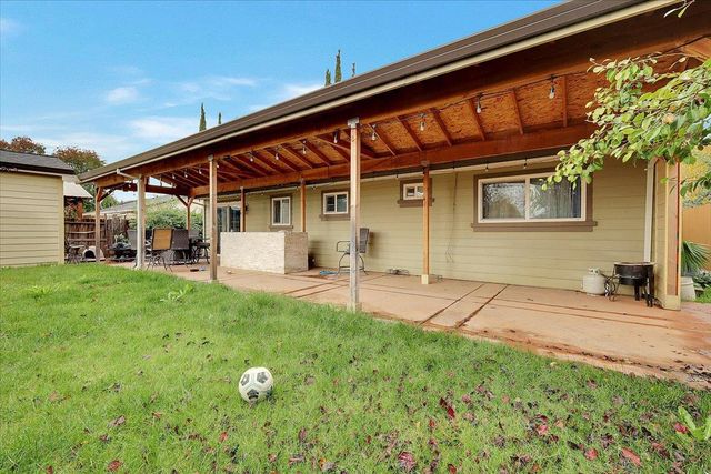 5270 Aspen Way, Olivehurst, CA 95961