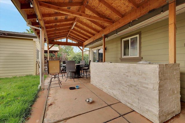 5270 Aspen Way, Olivehurst, CA 95961