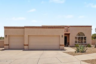 5026 E Colby Place, Tucson, AZ 85718