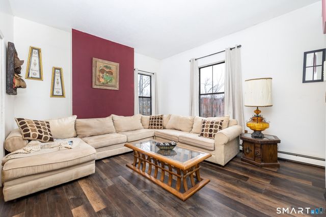 36-38 Capen Street 2B, Hartford, CT 06120