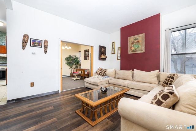 36-38 Capen Street 2B, Hartford, CT 06120