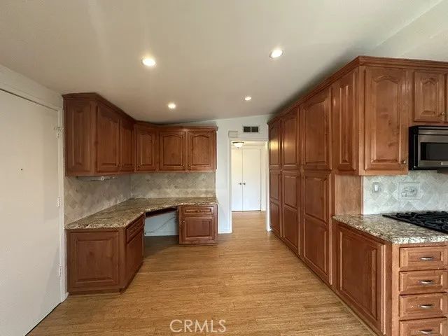 5403 Meadow Vista, Agoura Hills, CA 91301