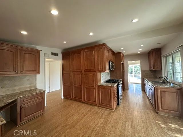5403 Meadow Vista, Agoura Hills, CA 91301