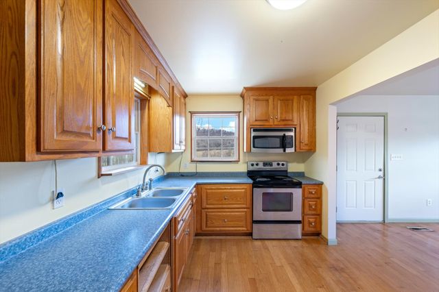 624 Suttons Branch Rd, Beechgrove, TN 37018