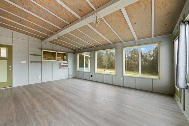 624 Suttons Branch Rd, Beechgrove, TN 37018