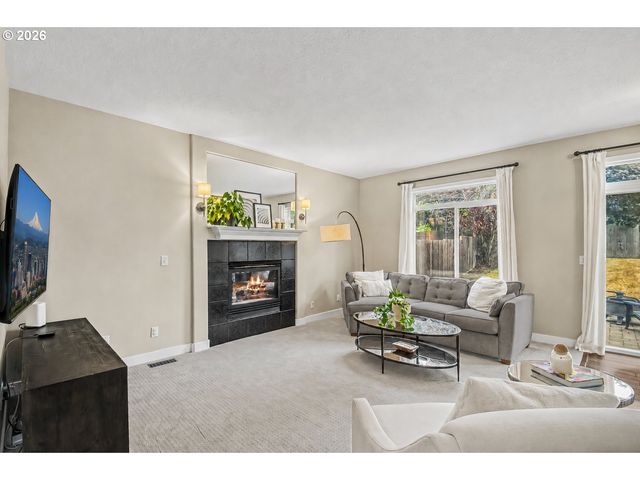 17128 Nw STOLLER Dr, Portland, OR 97229