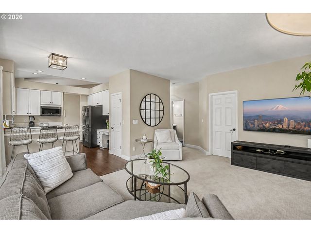 17128 Nw STOLLER Dr, Portland, OR 97229