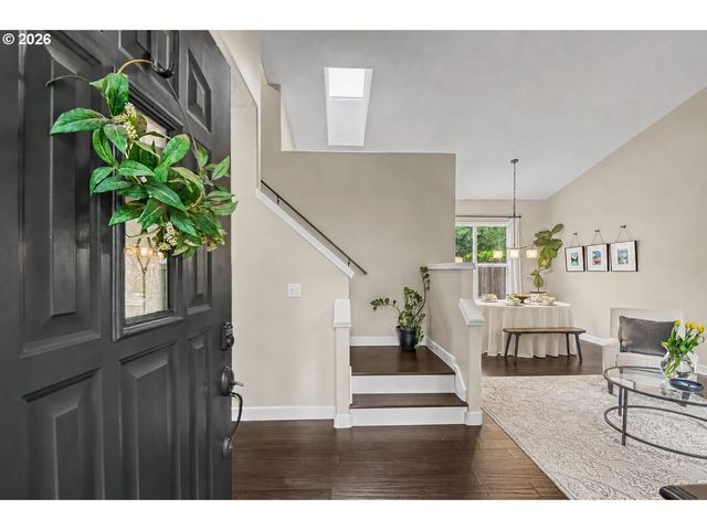 17128 Nw STOLLER Dr, Portland, OR 97229