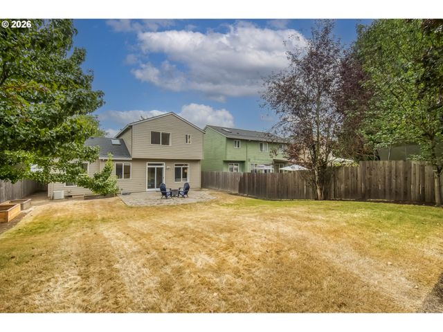 17128 Nw STOLLER Dr, Portland, OR 97229